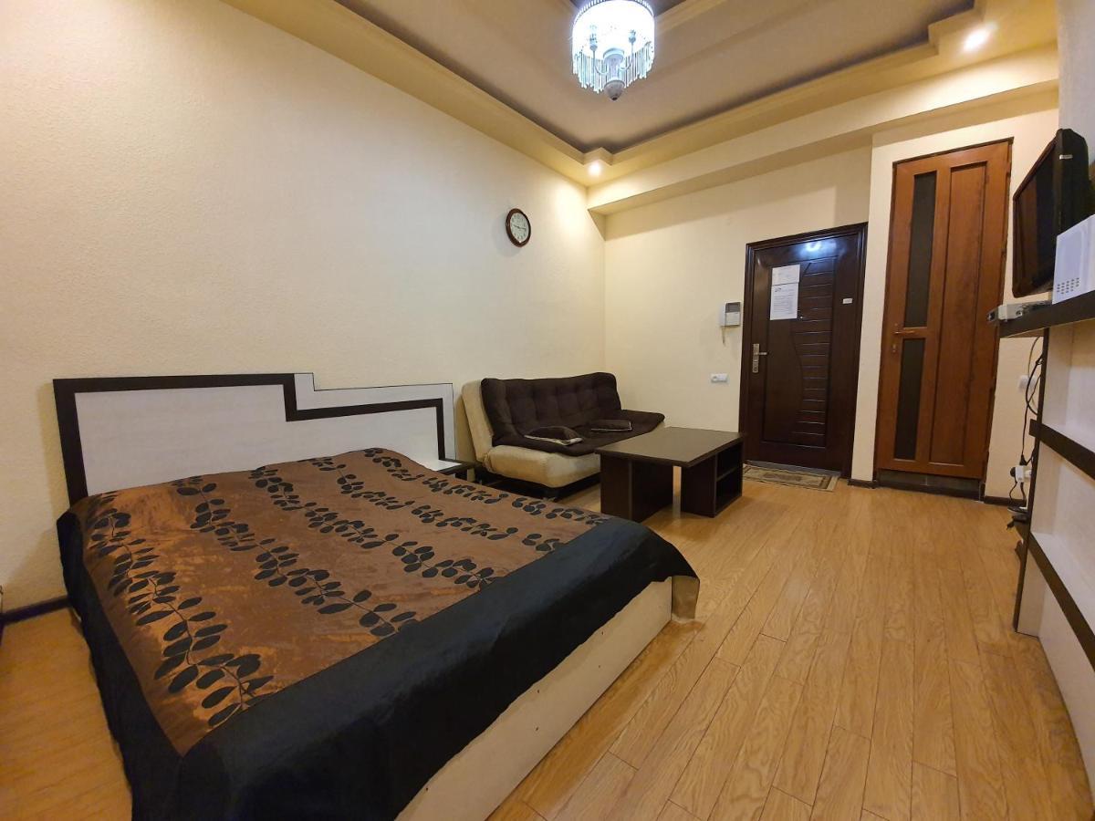 Tatev Apartments Yerevan Exterior photo