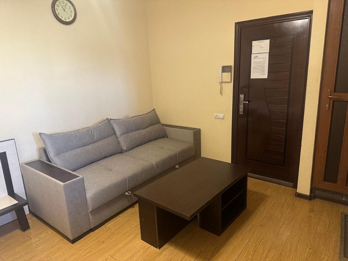 Tatev Apartments Yerevan Exterior photo