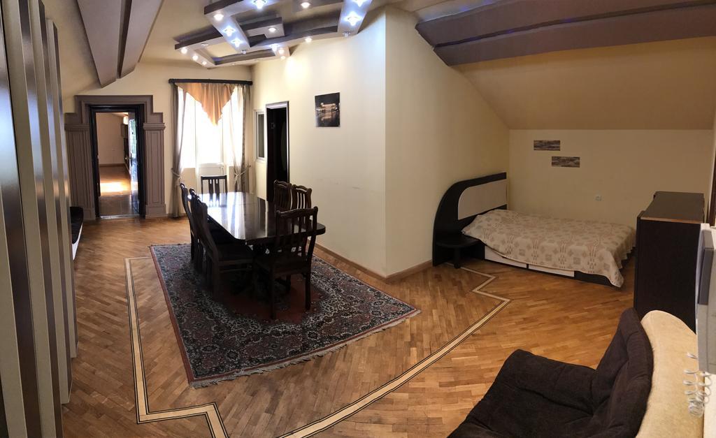 Tatev Apartments Yerevan Exterior photo